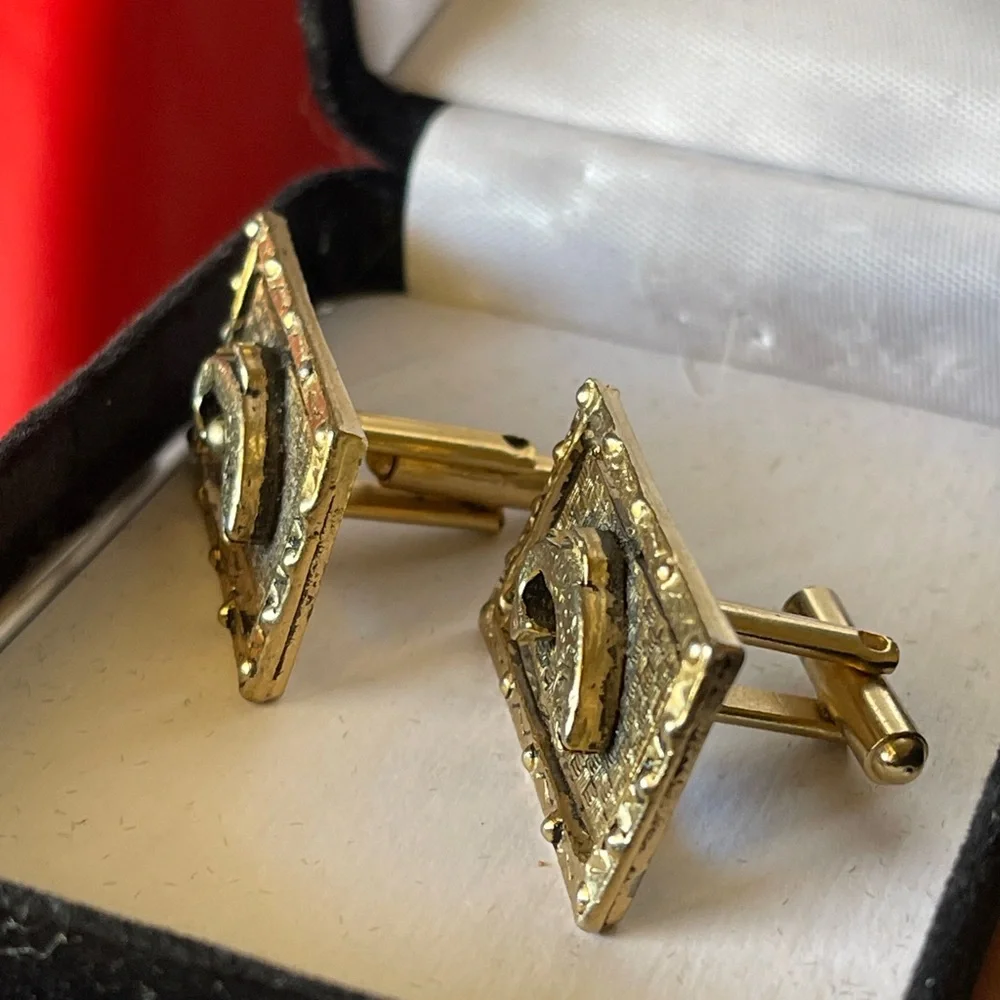 Vintage Gold-Tone Rectangle Paisley Motif Cufflinks